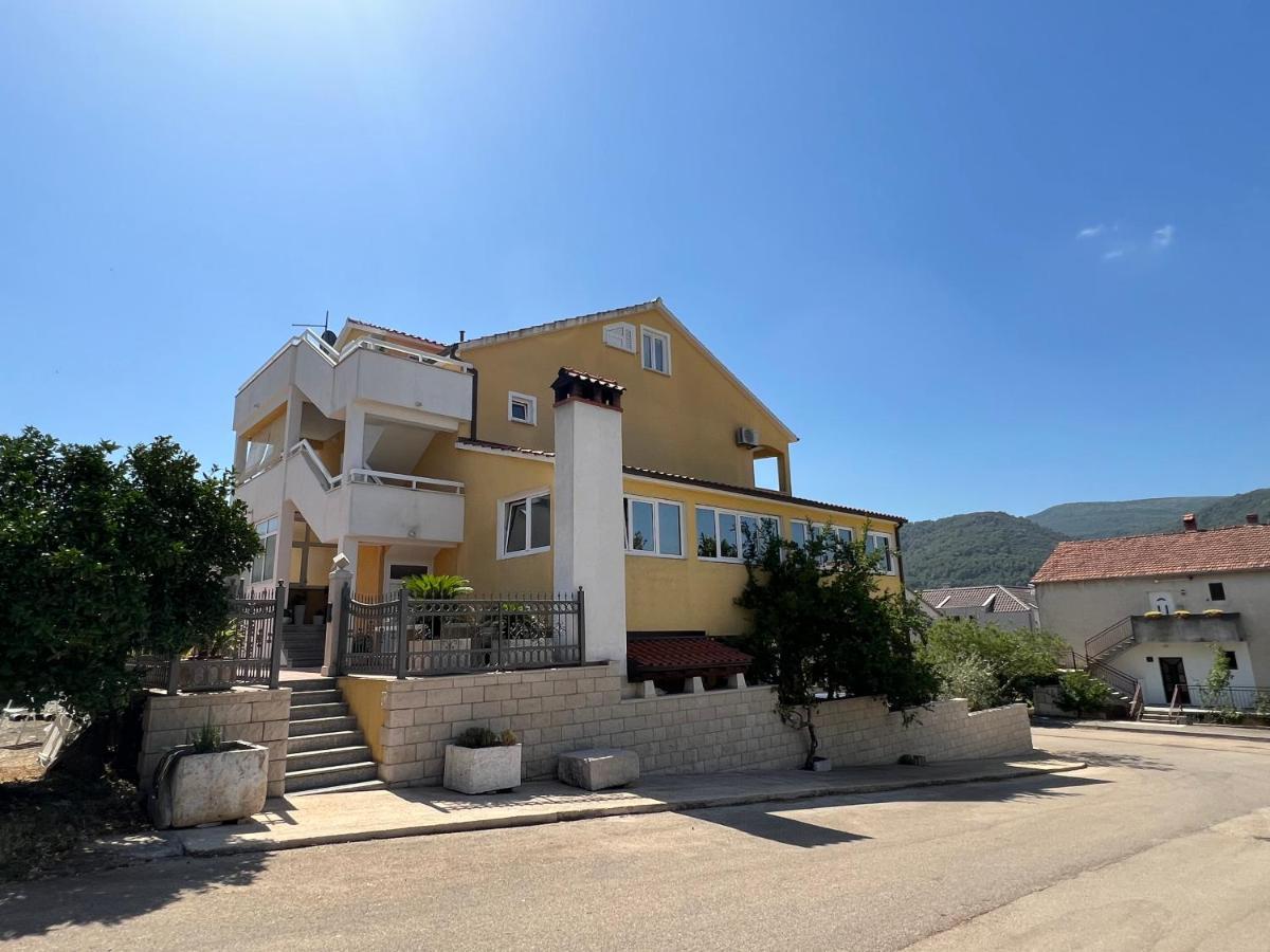 Apartments Ana Stari Grad  Exterior photo