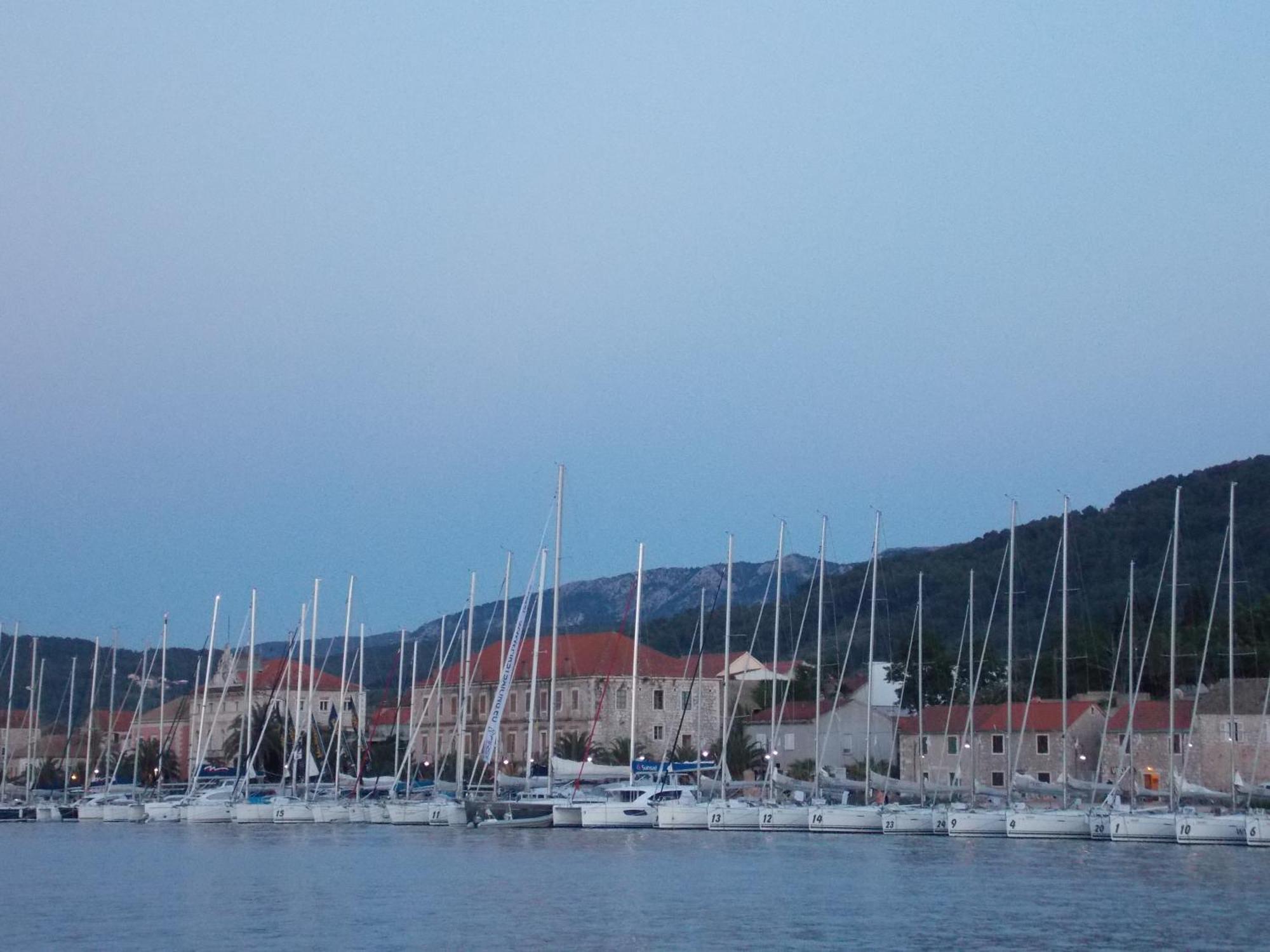 Apartments Ana Stari Grad  Exterior photo